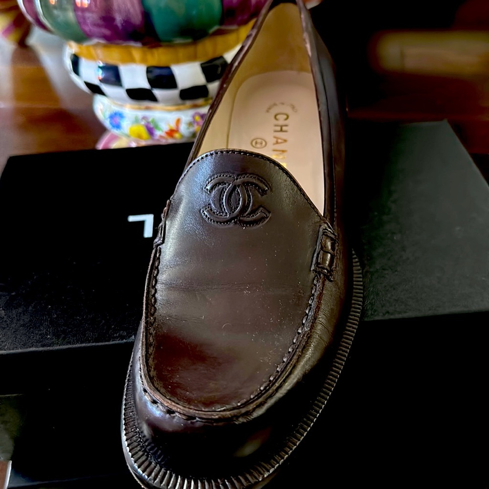 Brown leather loafer, classic work loafer, cute with jeans.
